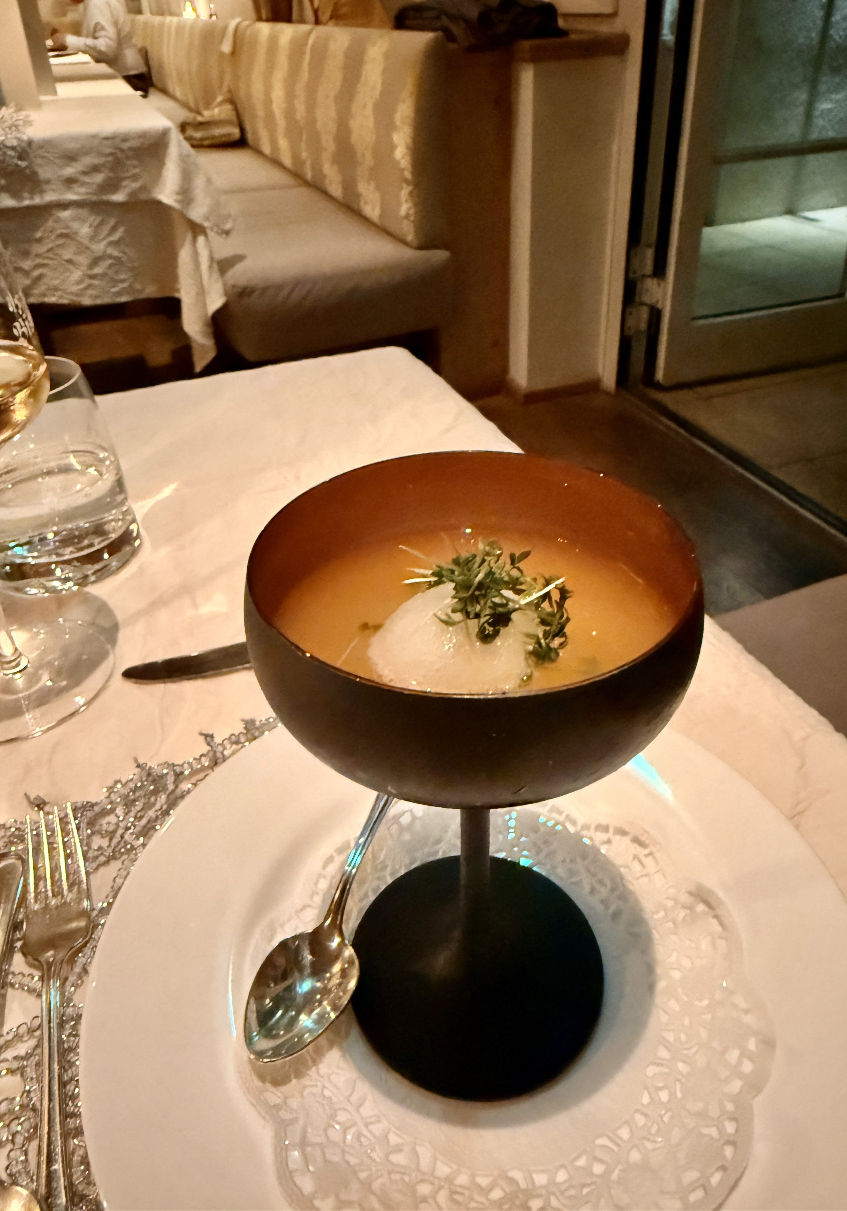 Sehr fein: Champagner-Sorbet. Fotos: M. Trinius