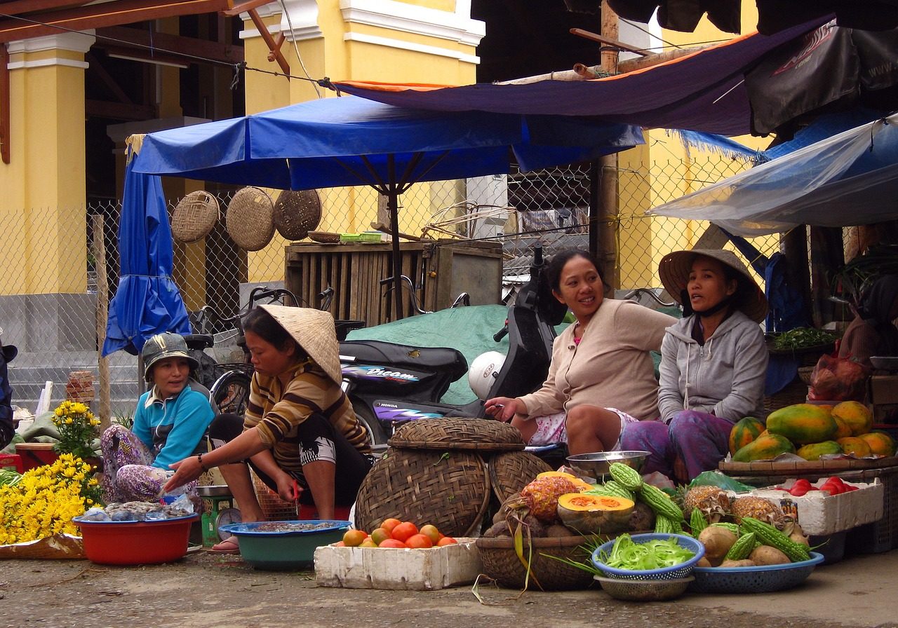 Fröhliche Marktfrauen in Vietnam