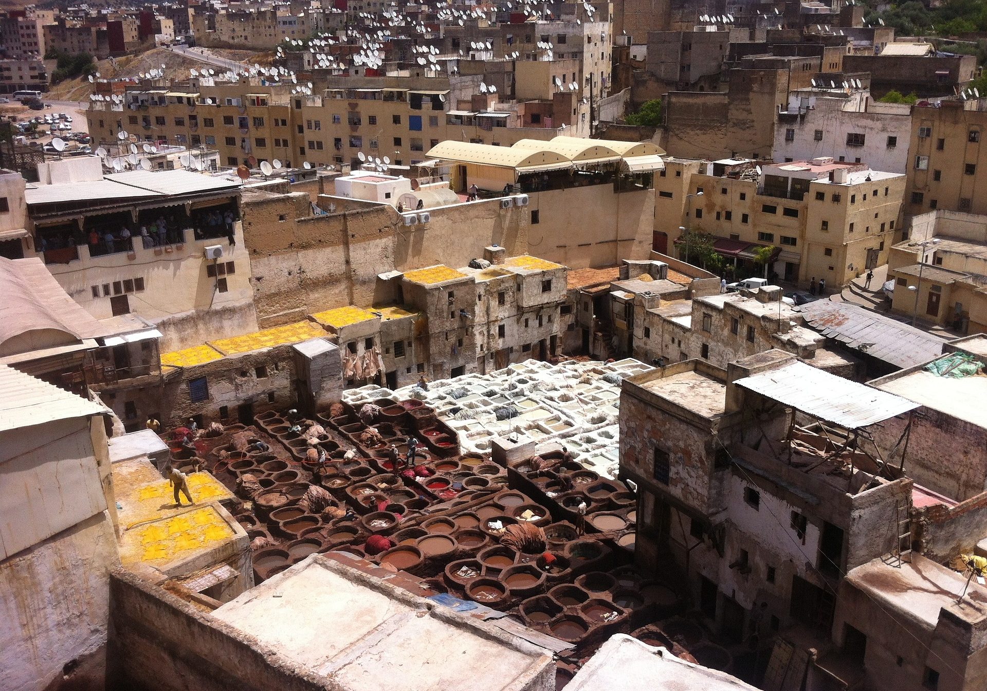 In der verwinkelten Altstadt von Fez hat sich der Autor verlaufen – und wurde zum Tee eingeladen