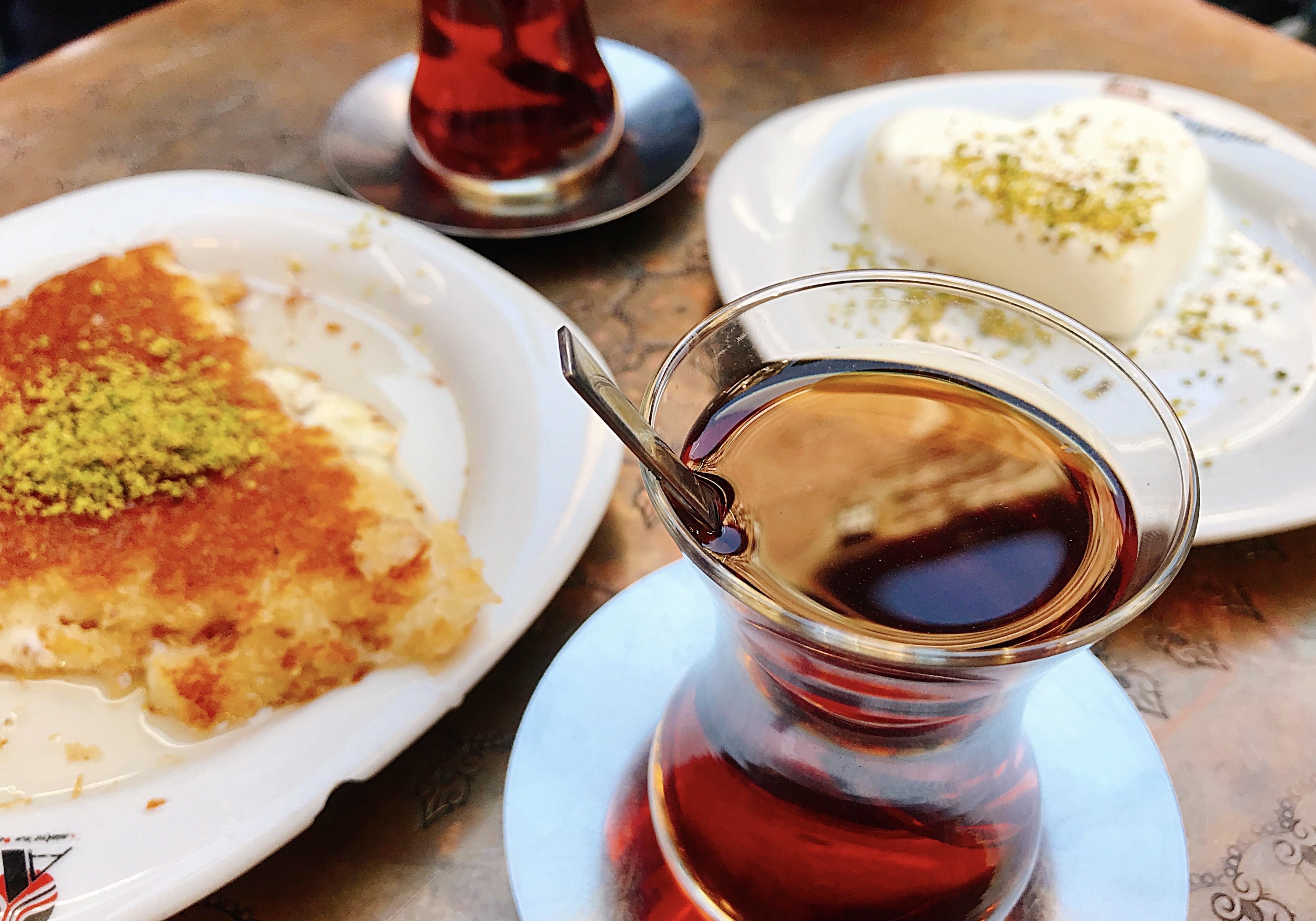 turkish tea and kunefe istanbul
